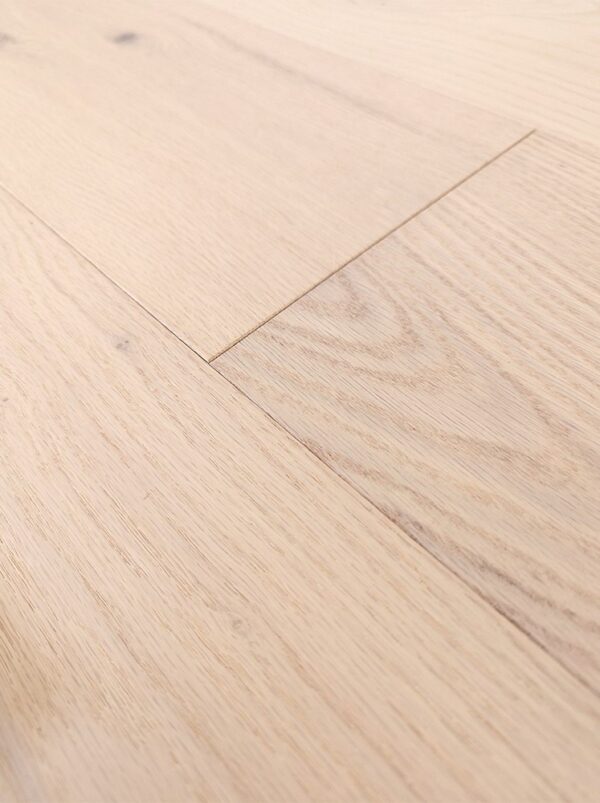 Oak Engineered Flooring-Albescent 7-1/2''*3/4'' 20.02sqft/box - Image 7