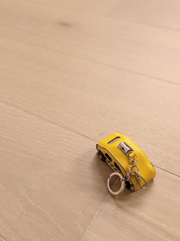 Oak Engineered Flooring-Desert 7-1/2''*3/4'' 20.02sqft/box - Image 3